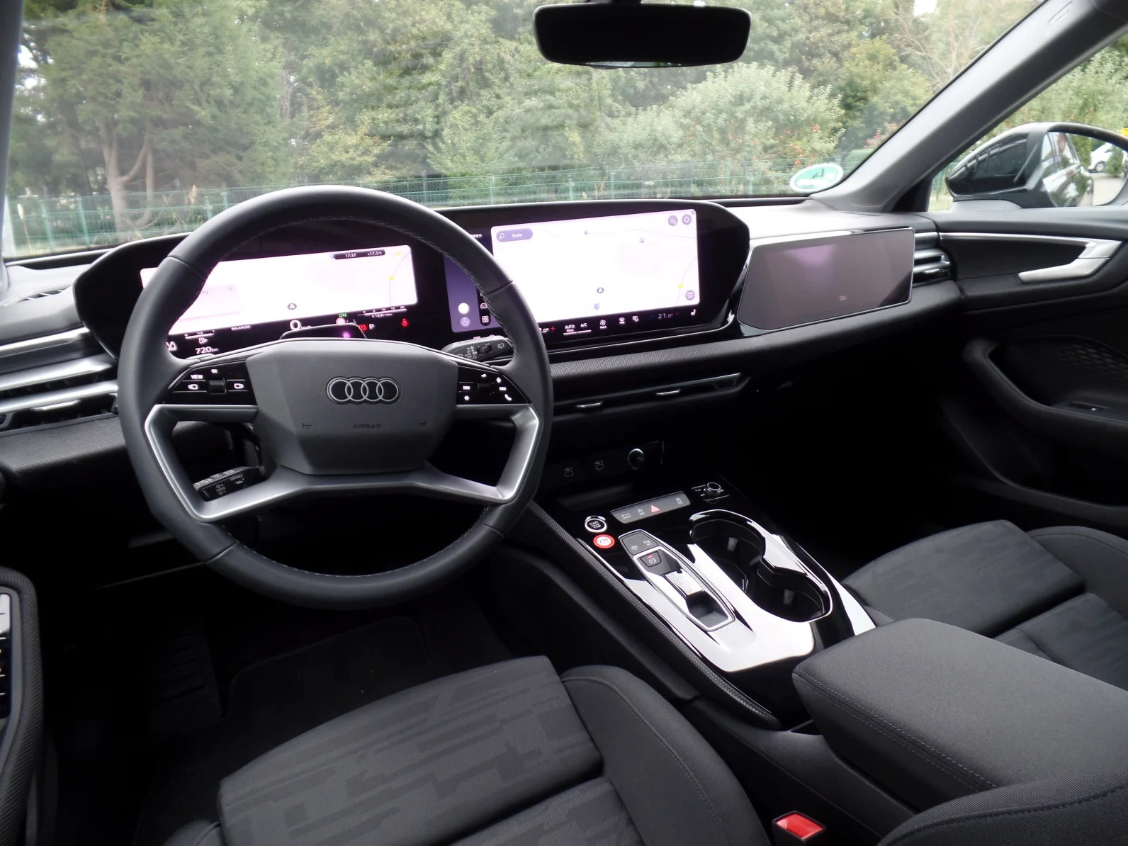 Audi A5 Avant (Benzin/Beifahrerdisplay)
